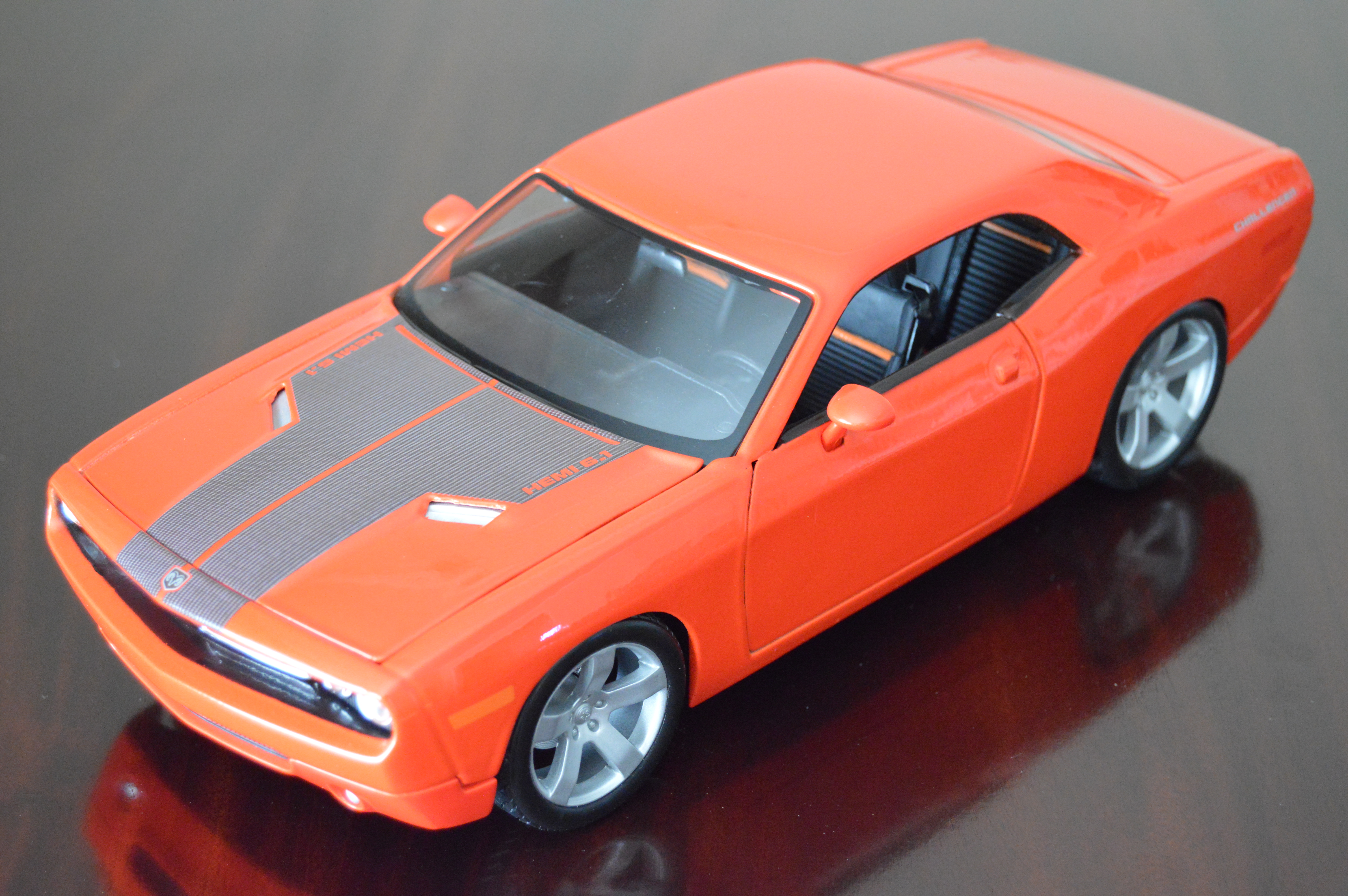 2006 Dodge Challenger Concept | Model Cars | hobbyDB