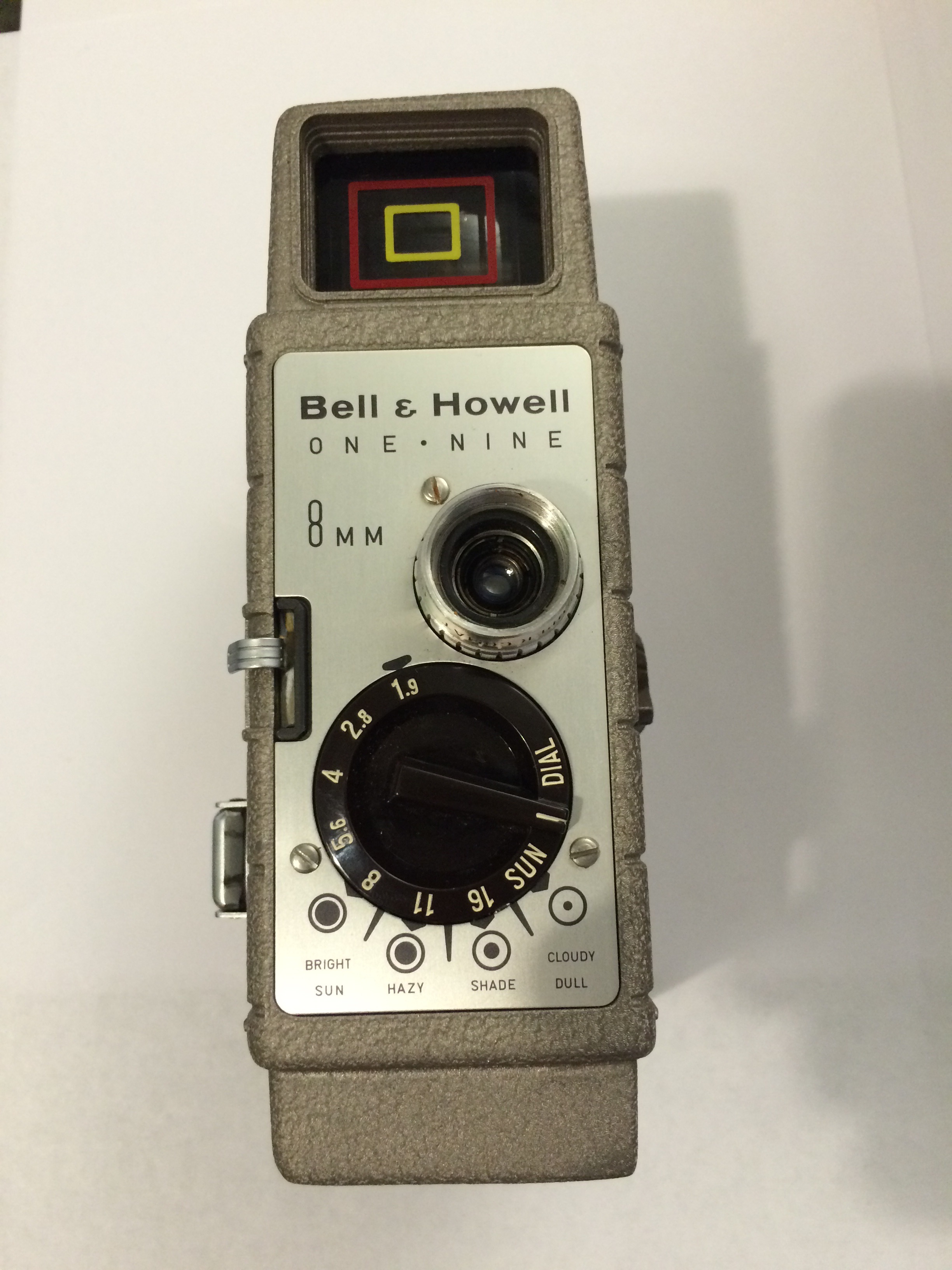 Bell and Howell One Nine 8mm Cameras hobbyDB