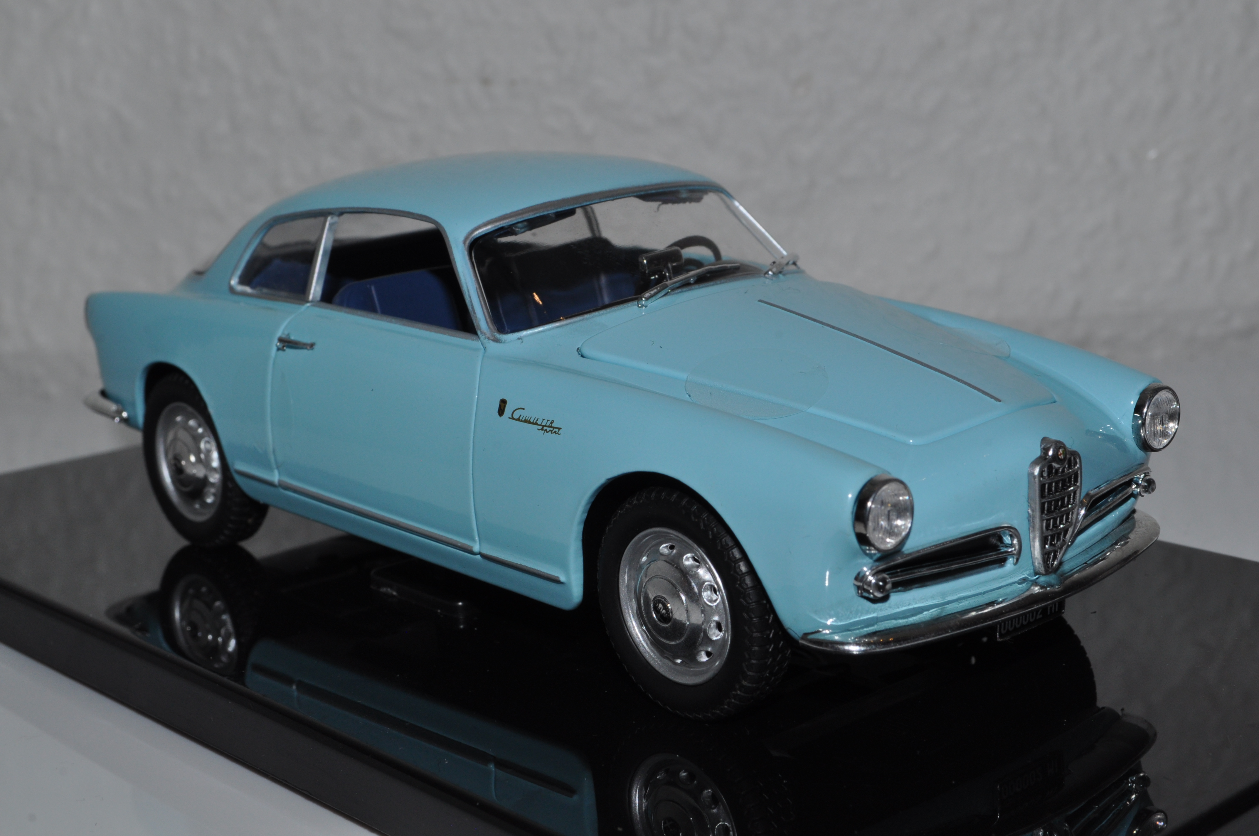 Alfa_Romeo_Giulietta_Sprint_Coup%25C3%25A9%252C_1954_Model_Cars_aa90d43c-23a6-41c2-9da1-40c17fbaaca8.JPG