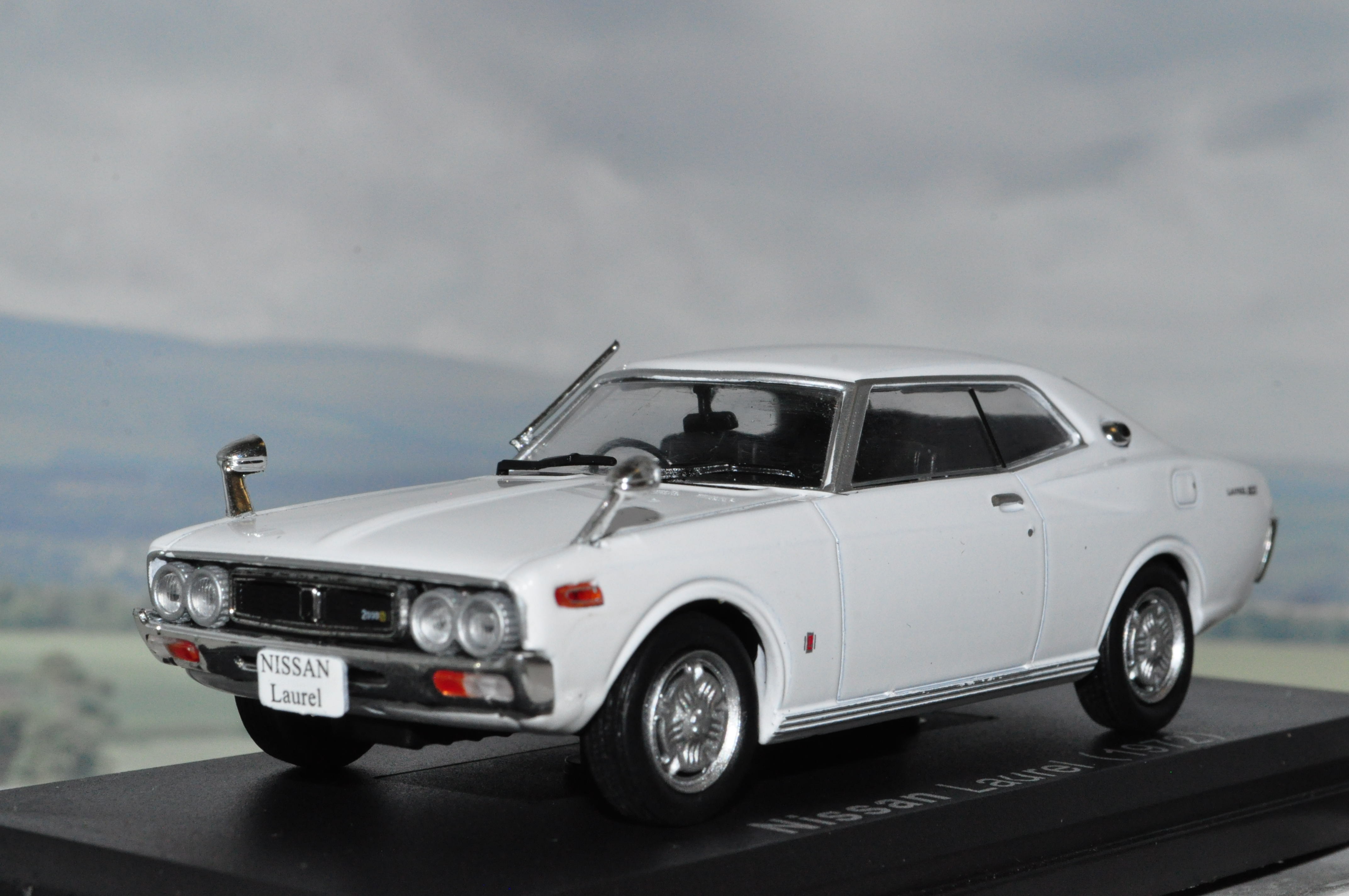 Nissan laurel поколения