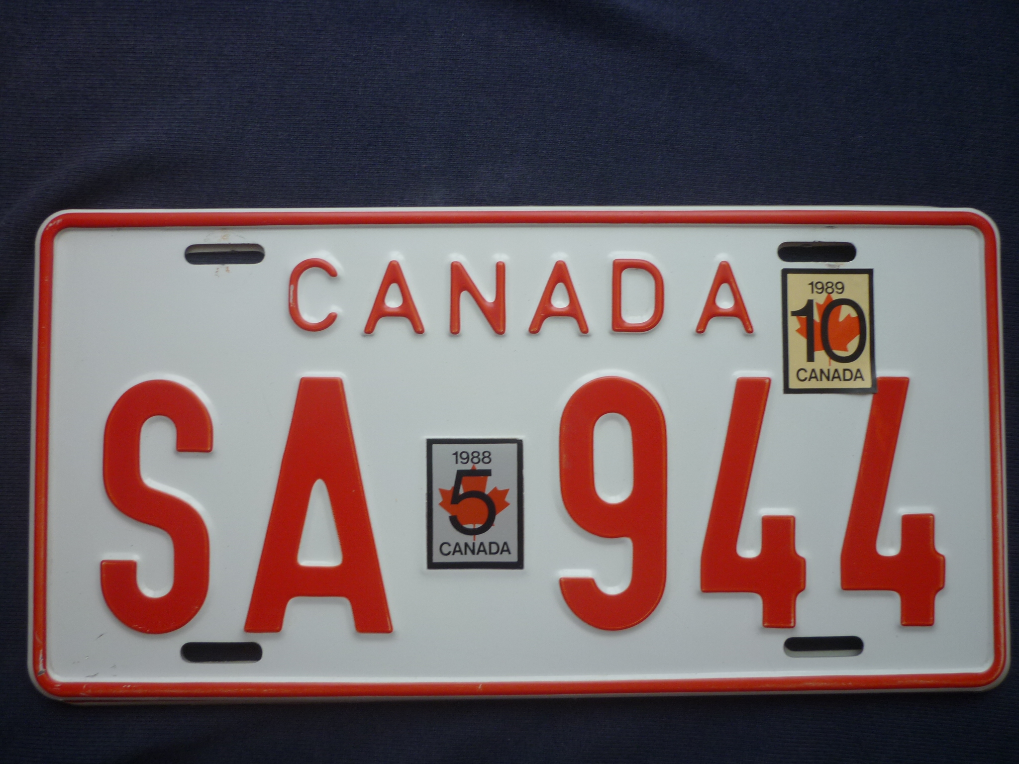 Canada Military License Plate License Plates hobbyDB