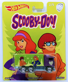Hiway Hauler | Model Trucks | HW 2018 - Pop Culture / Scooby-Doo! 2/5 - Hiway Hauler - Metallic Purple & Green - Metal/Metal & Real Riders