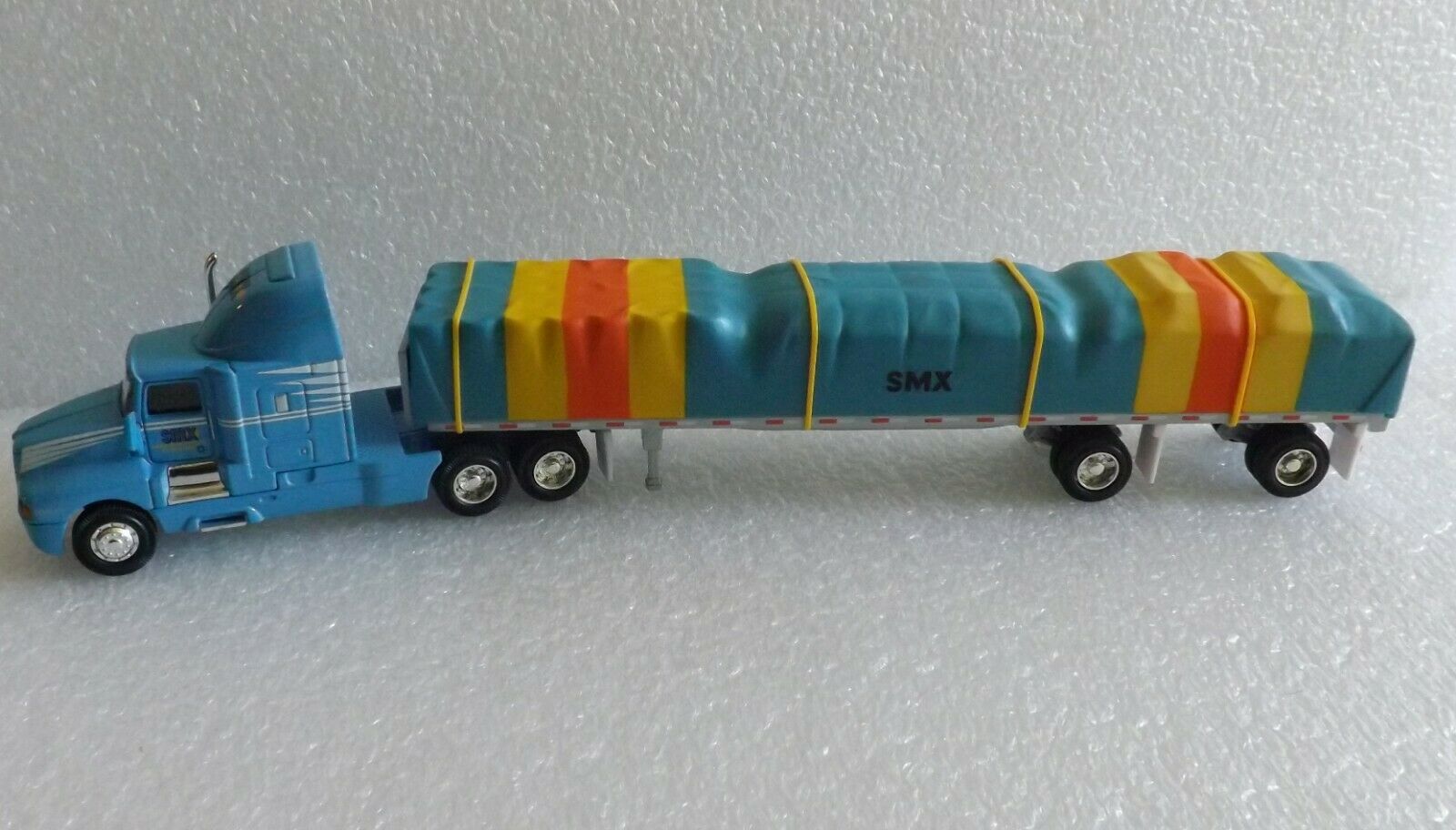 PEM Hartoy 164 Kenworth SMX Flatbed Diecast Cab Trailer Semi Truck