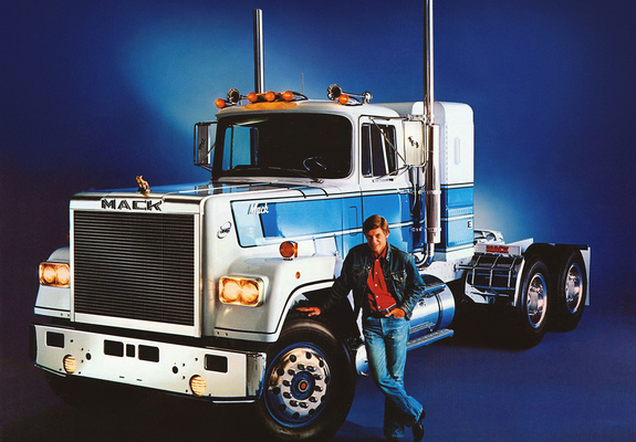 Mack Super-Liner | hobbyDB