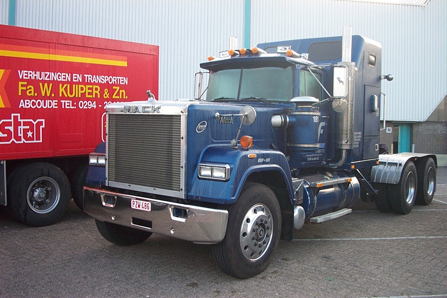 Mack Value-Liner | hobbyDB